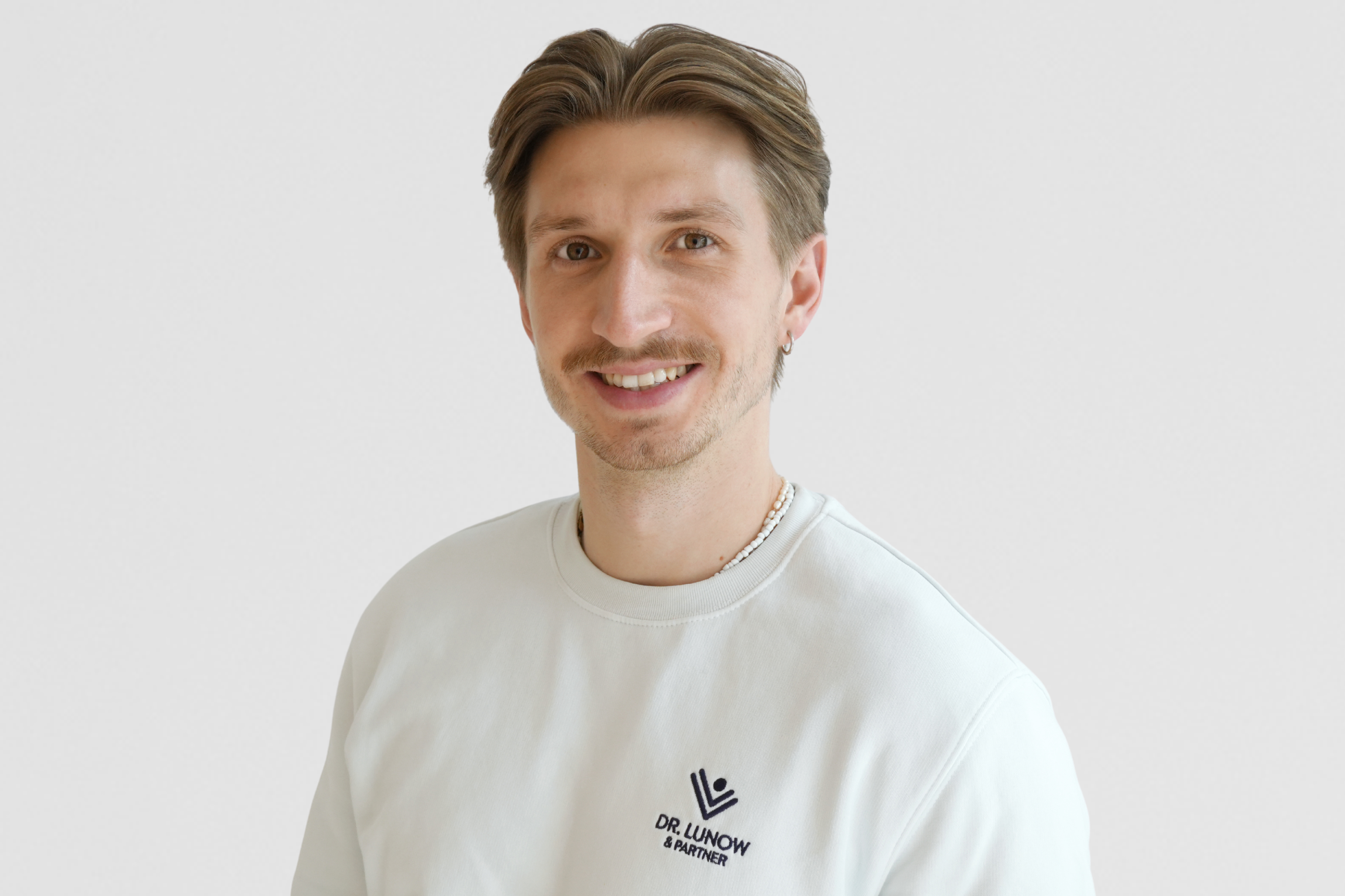 praxisklinik-bornheim-praxis-bonn-lennart-doeker.jpg